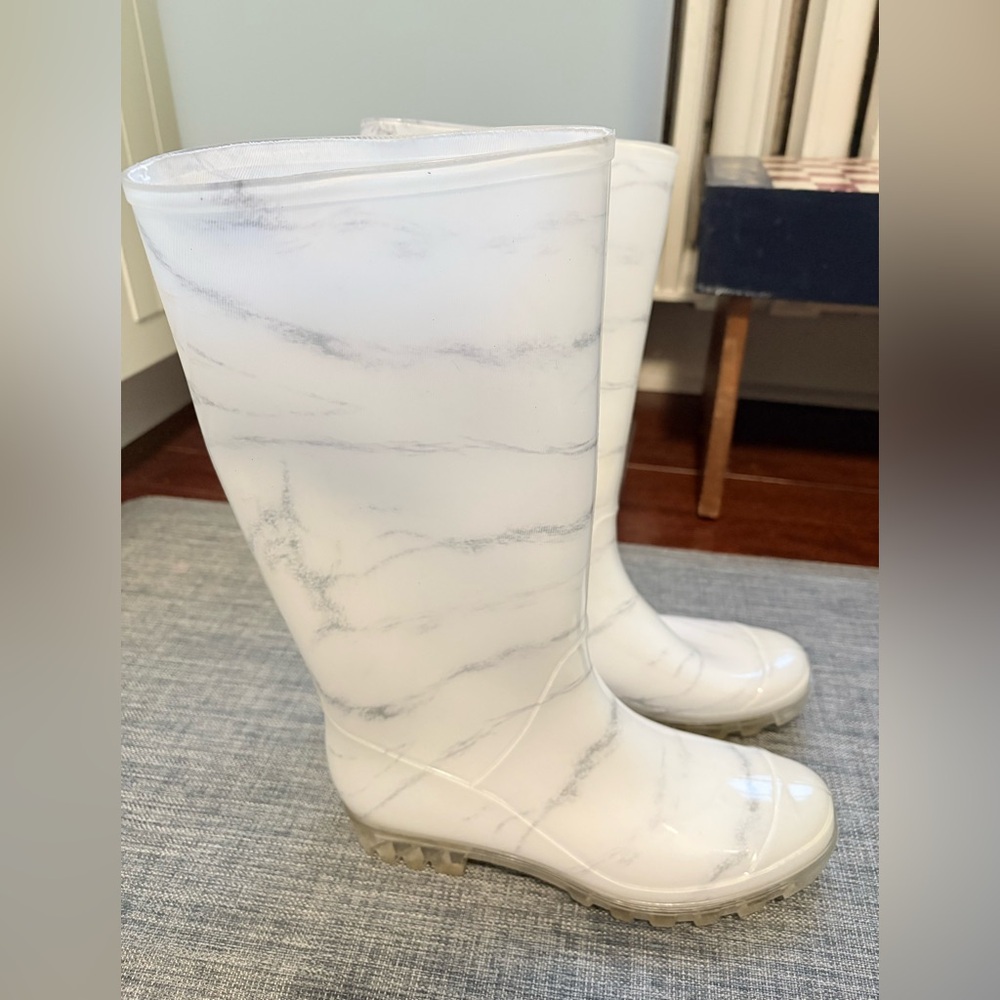 White Marble Rain Boots